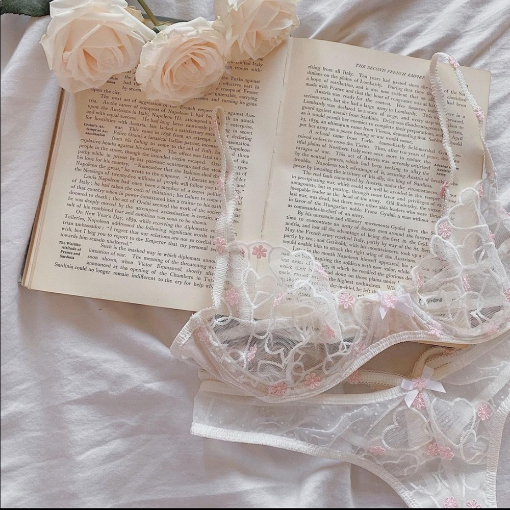 2 PIECE FOR LOVE & LEMONS Love Letter Bra & Thong set